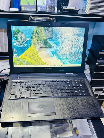 LENOVO PERFORMANCE EDITION – 16GO RAM – DOUBLE GPU – SSD RAPIDE