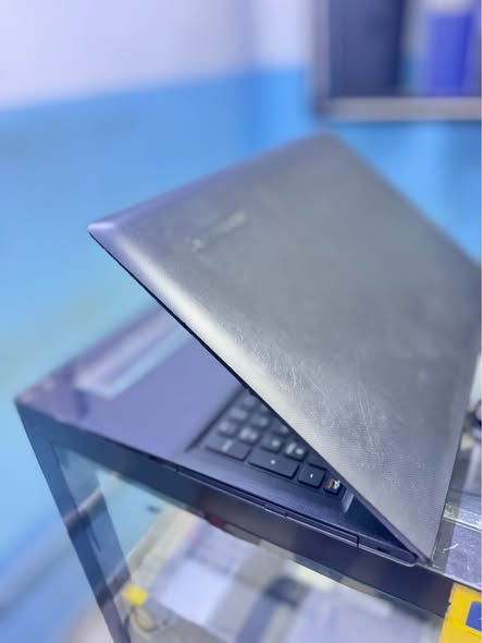 LENOVO PERFORMANCE EDITION – 16GO RAM – DOUBLE GPU – SSD RAPIDE