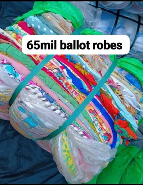 Ballot robes crèmes disponibles