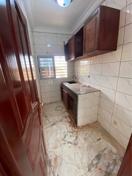 Studio neuf à Nkoabang