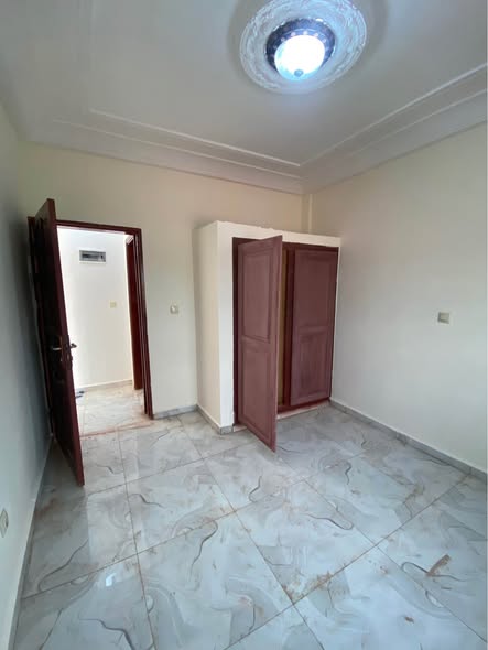 Studio neuf à Nkoabang