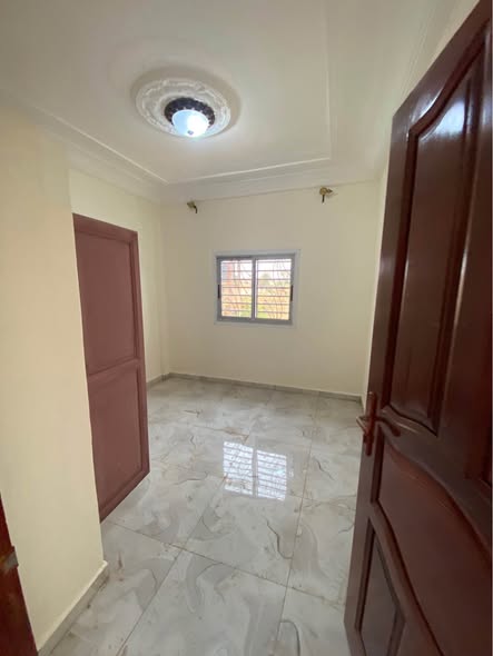 Studio neuf à Nkoabang