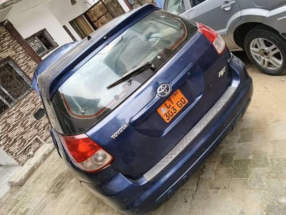 Toyota Matrix manuel à vendre