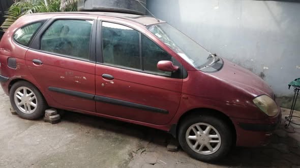 Voiture à vendre en l'état