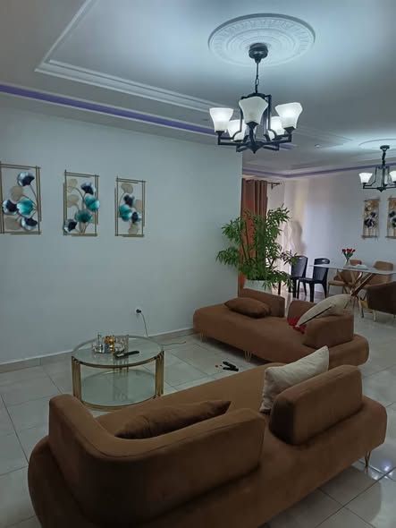 Appartement meublé à louer à Odza