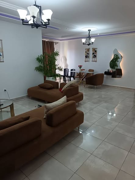 Appartement meublé à louer à Odza