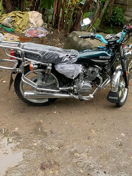 Moto Senke à vendre
