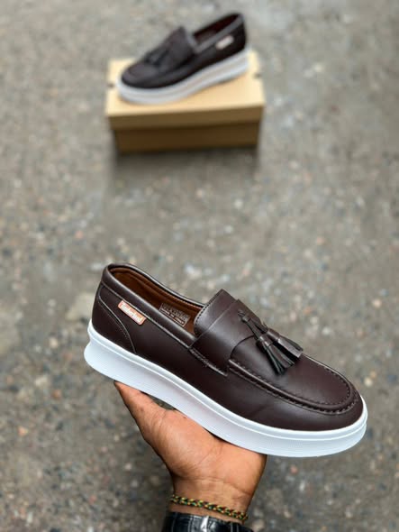 Chaussures élégantes à vendre