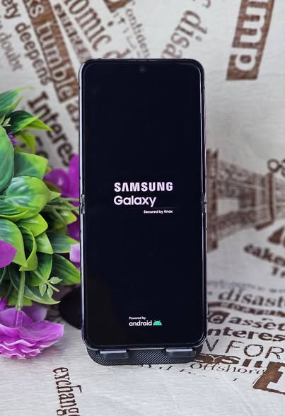 Samsung Zflip5 5G 512Gb 8G Ram