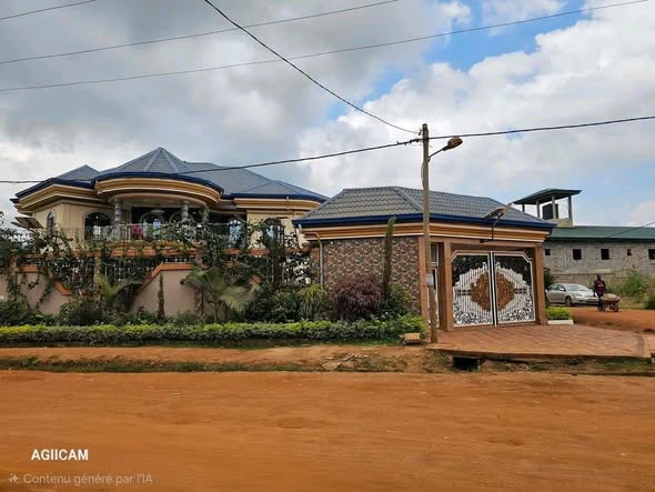 Magnifique duplex haut standing à vendre à Yaoundé ODZA