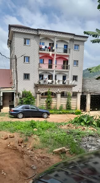 Studio moderne à louer à Nkolbisson