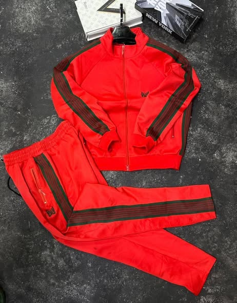 Ensemble enfant disponible au prix cadeau