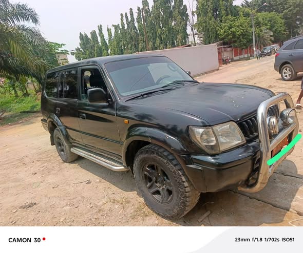 Toyota Prado ancien modèle à vendre