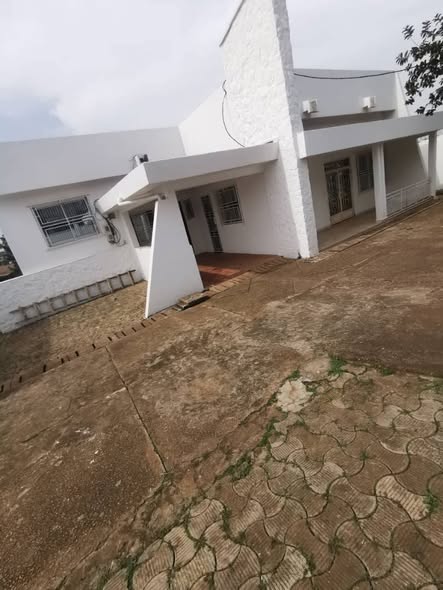 Duplex à louer à Yaoundé