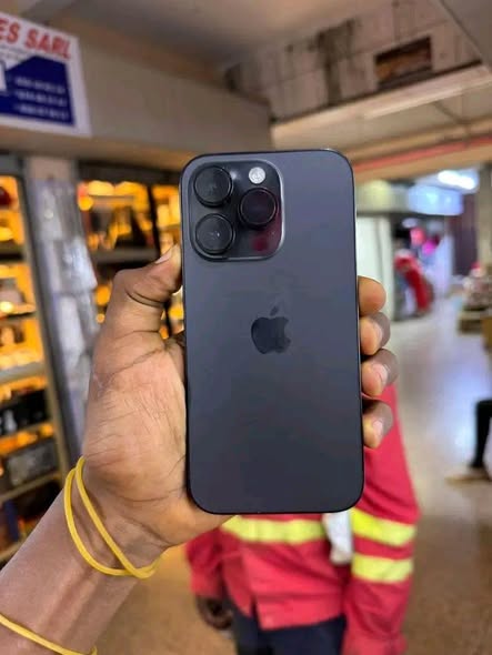 iPhone 14 pro 256go à vendre