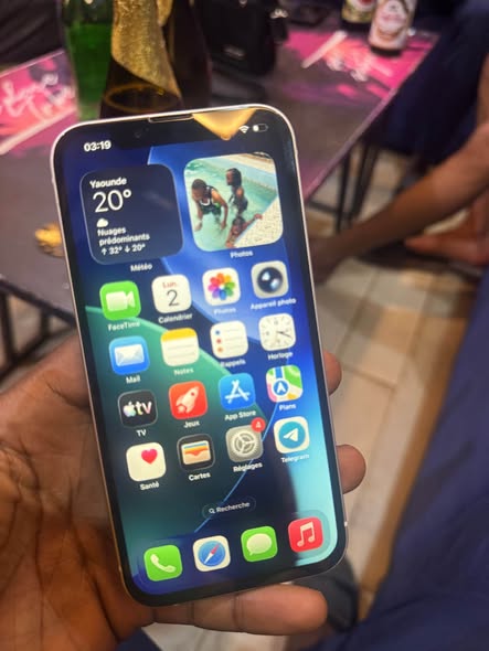 iPhone 13 128G à vendre