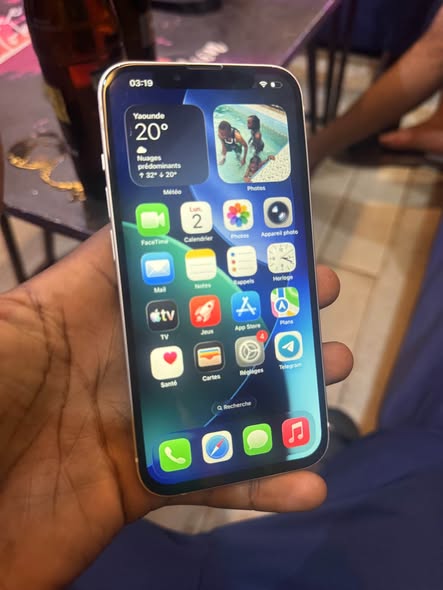 iPhone 13 128G à vendre