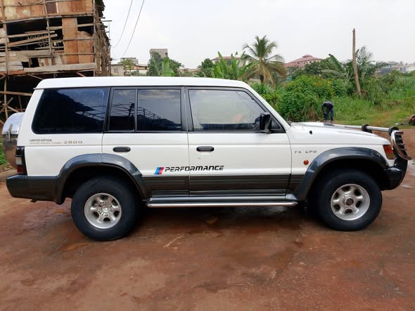 Mitsubishi Pajero 7 place à vendre