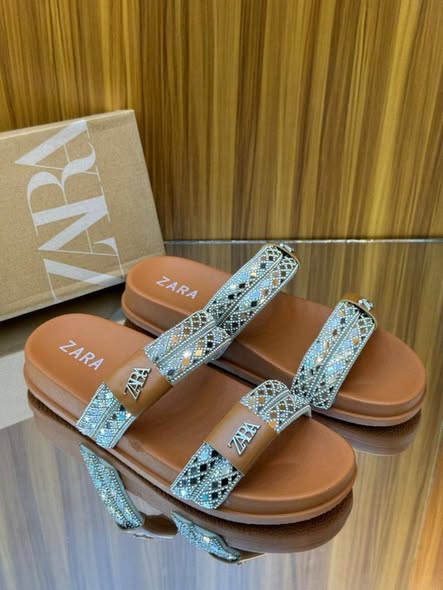 Sandales Zara disponibles