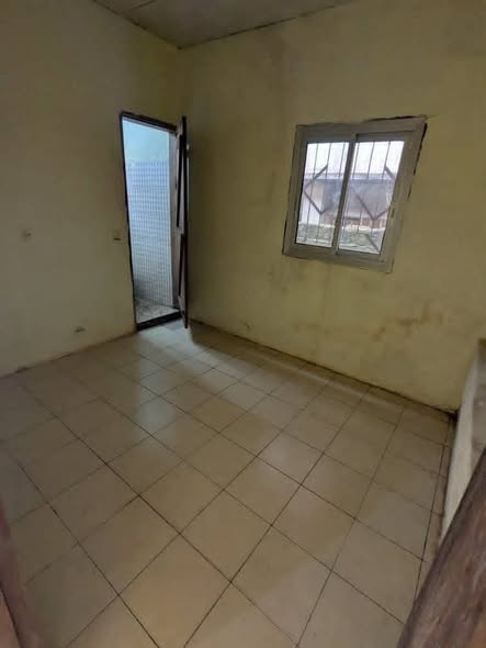 Studio à Nkolfoulou, Yaoundé