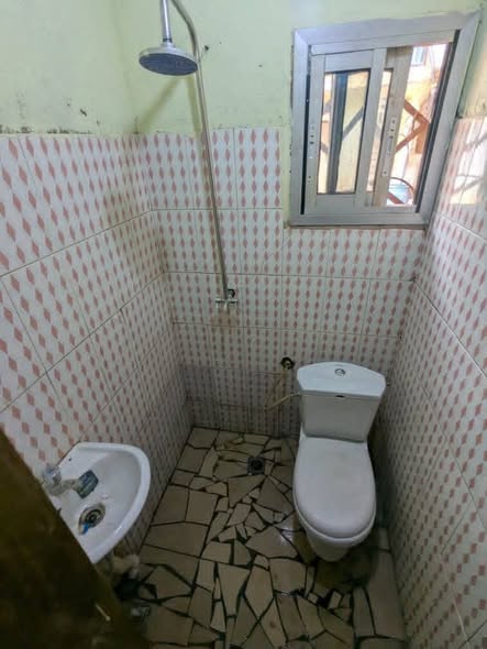 Studio à Nkolfoulou, Yaoundé
