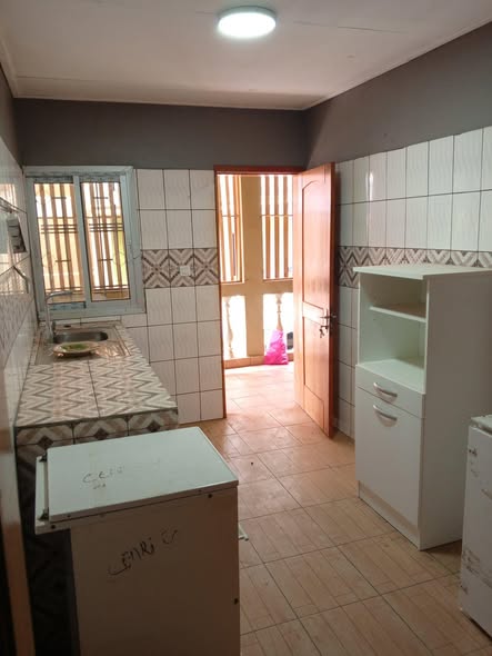 Appartements modernes à louer à NKOLMEFOU