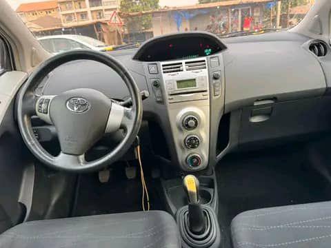 Toyota Yaris année 2008 à vendre