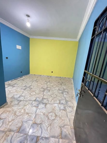 Studio disponible à Yaoundé, Emana
