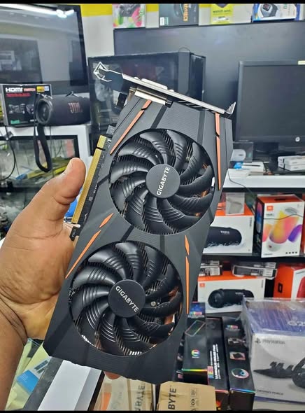 4Go GDDR5 Graphics Card