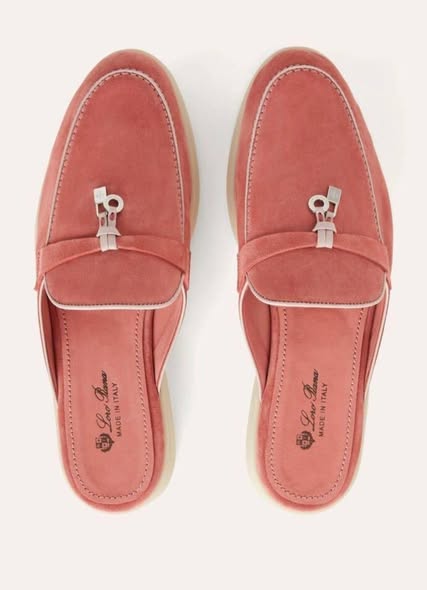 Chaussures disponibles en tailles 37 à 42