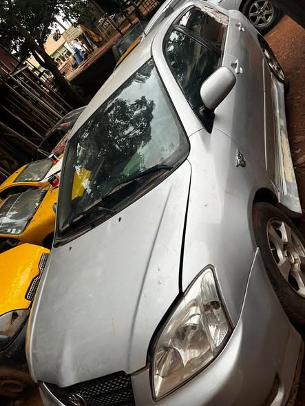 Toyota Runx automatique à vendre