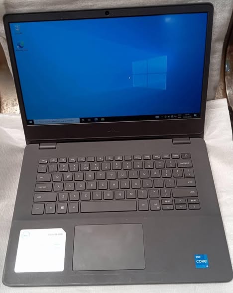 Laptop Dell Vostro 14 3000 Core i5