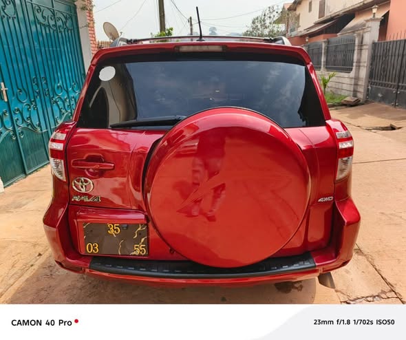 Toyota RAV4 année 2012 à vendre