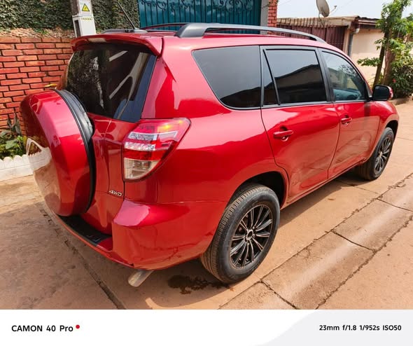 Toyota RAV4 année 2012 à vendre