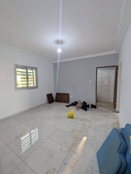 Studio moderne à louer à Nsam