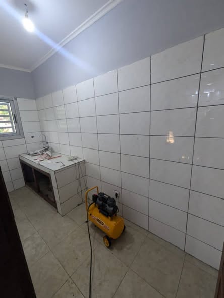 Studio moderne à louer à Nsam