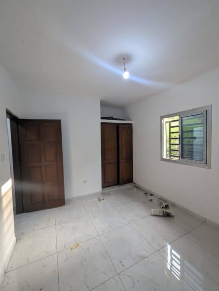 Studio moderne à louer à Nsam