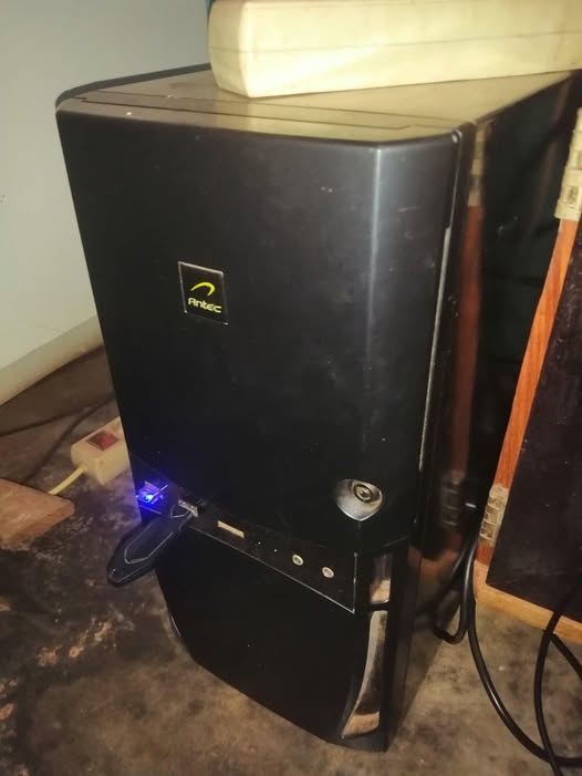 Desktop de marque Asus i5 7eme gen