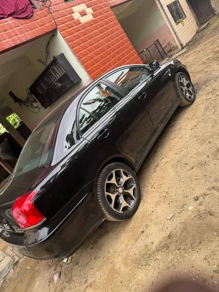 Avensis 2005 Manuelle Essence