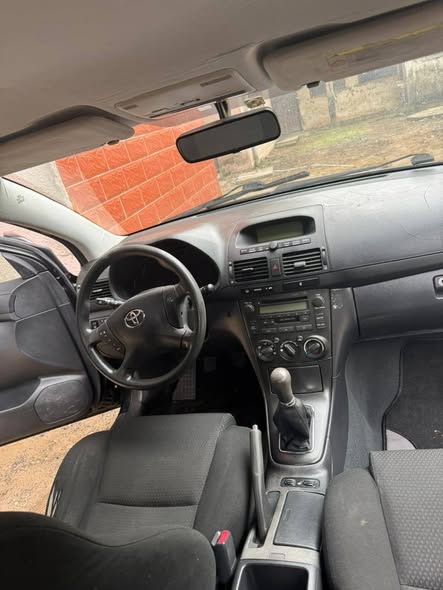 Avensis 2005 Manuelle Essence