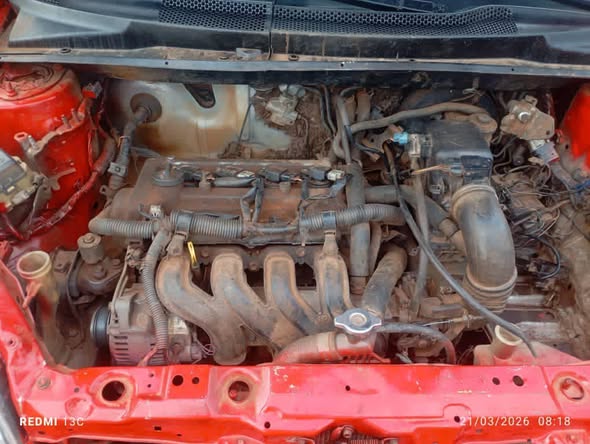 URGENT Yaris 2002 à vendre