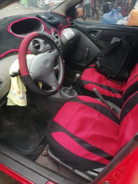 YARIS 2003 à vendre