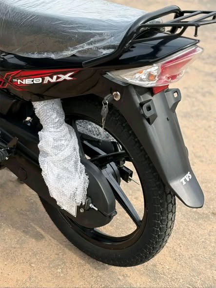 Moto avec papiers moteur jamais ouvert