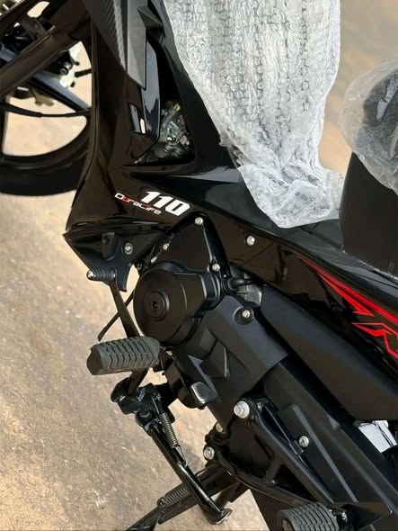 Moto avec papiers moteur jamais ouvert