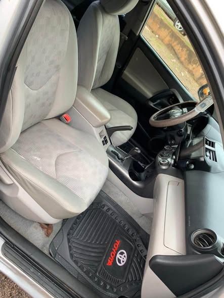 Rav4 2012 automatique à vendre