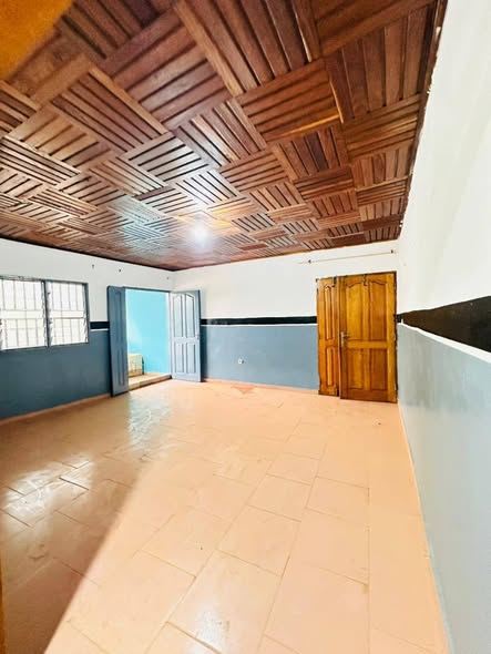 Appartement moderne à louer à Biyem Assi