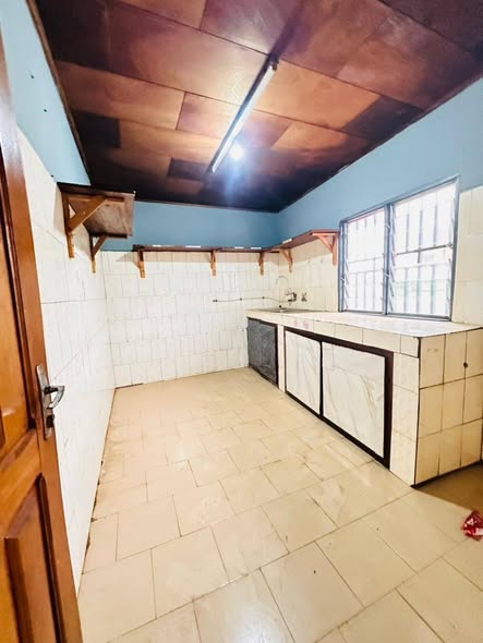 Appartement moderne à louer à Biyem Assi
