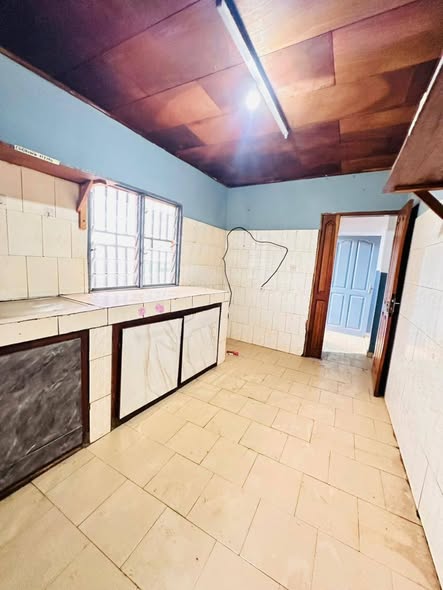 Appartement moderne à louer à Biyem Assi