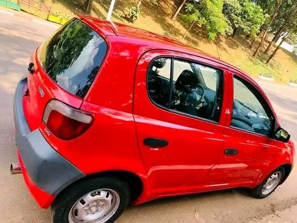 Toyota Yaris à vendre d'urgence
