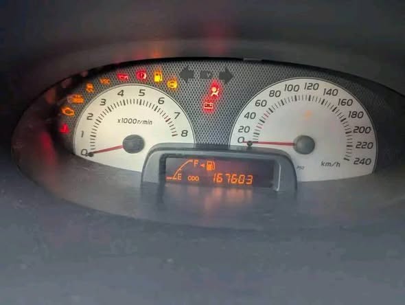 Toyota Yaris à vendre d'urgence